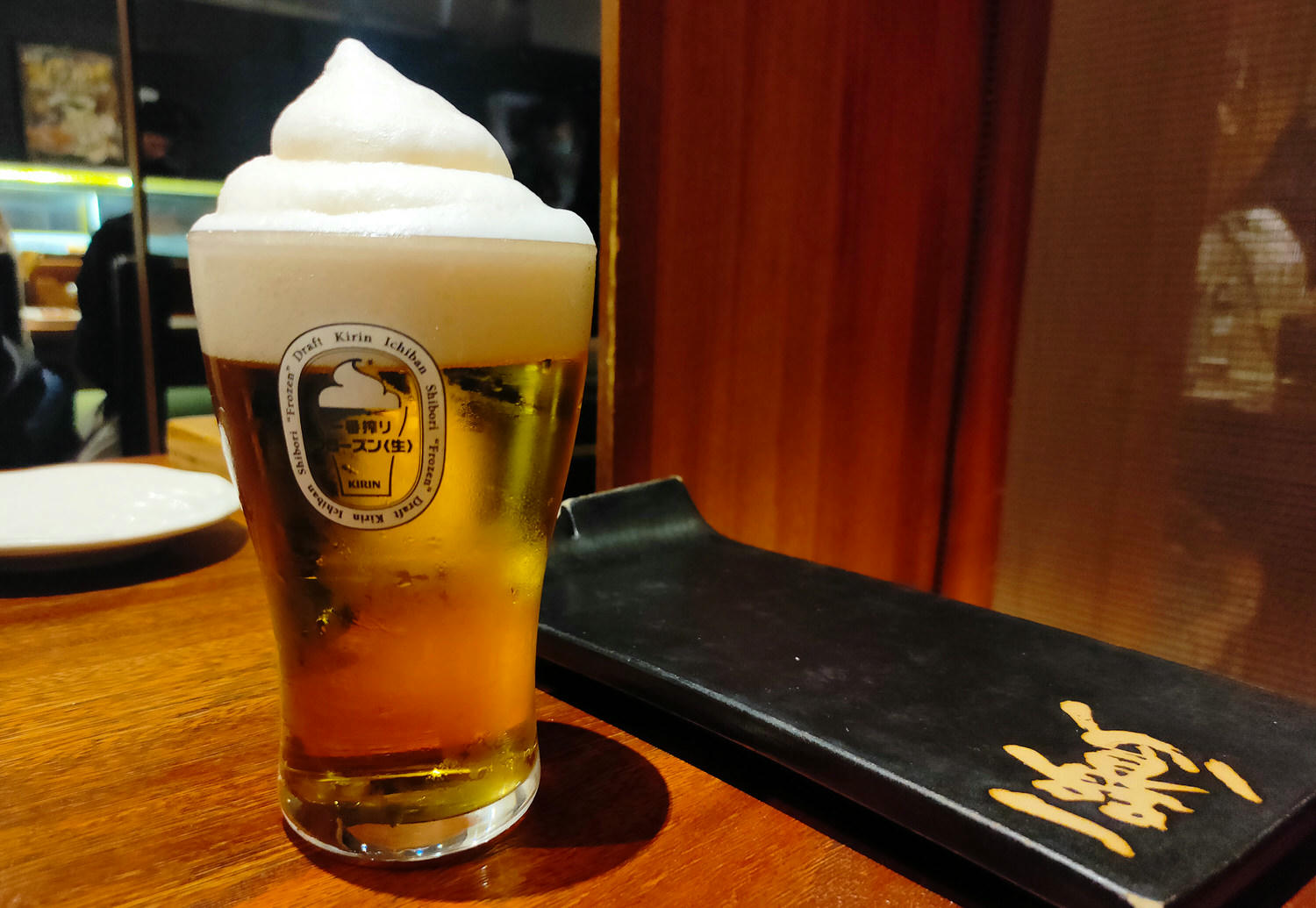 【台北美食】縱情撩撥你的味蕾!封神級烤串居酒屋「一鷺炭火燒鳥工坊」 - 第2張圖 【台北美食】縱情撩撥你的味蕾!封神級烤串居酒屋「一鷺炭火燒鳥工坊」