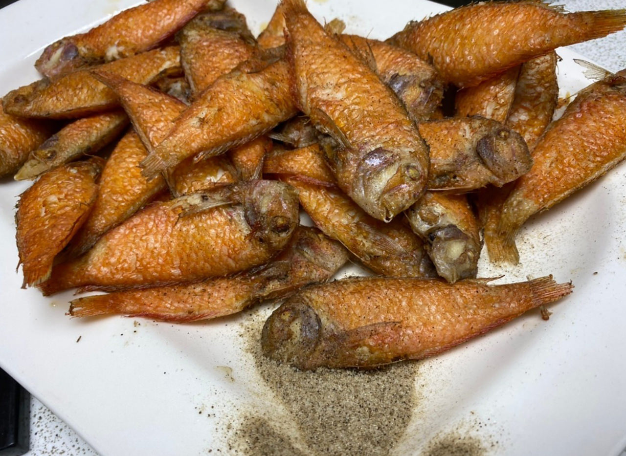 【澎湖美食】海膽控必吃!無菜單生猛海鮮,澎湖最狂「阿華漁村海鮮料理」 - 第6張圖 【澎湖美食】海膽控必吃!無菜單生猛海鮮,澎湖最狂「阿華漁村海鮮料理」