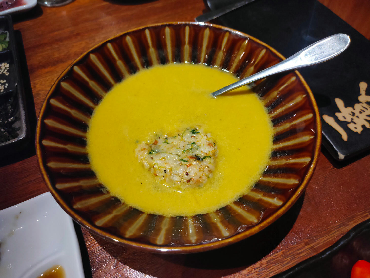 【台北美食】縱情撩撥你的味蕾!封神級烤串居酒屋「一鷺炭火燒鳥工坊」 - 第11張圖 【台北美食】縱情撩撥你的味蕾!封神級烤串居酒屋「一鷺炭火燒鳥工坊」