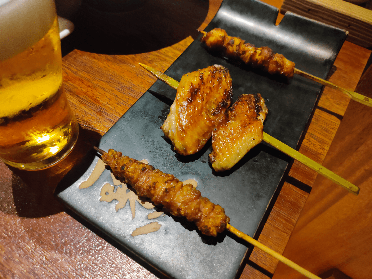 【台北美食】縱情撩撥你的味蕾!封神級烤串居酒屋「一鷺炭火燒鳥工坊」 - 第8張圖 【台北美食】縱情撩撥你的味蕾!封神級烤串居酒屋「一鷺炭火燒鳥工坊」